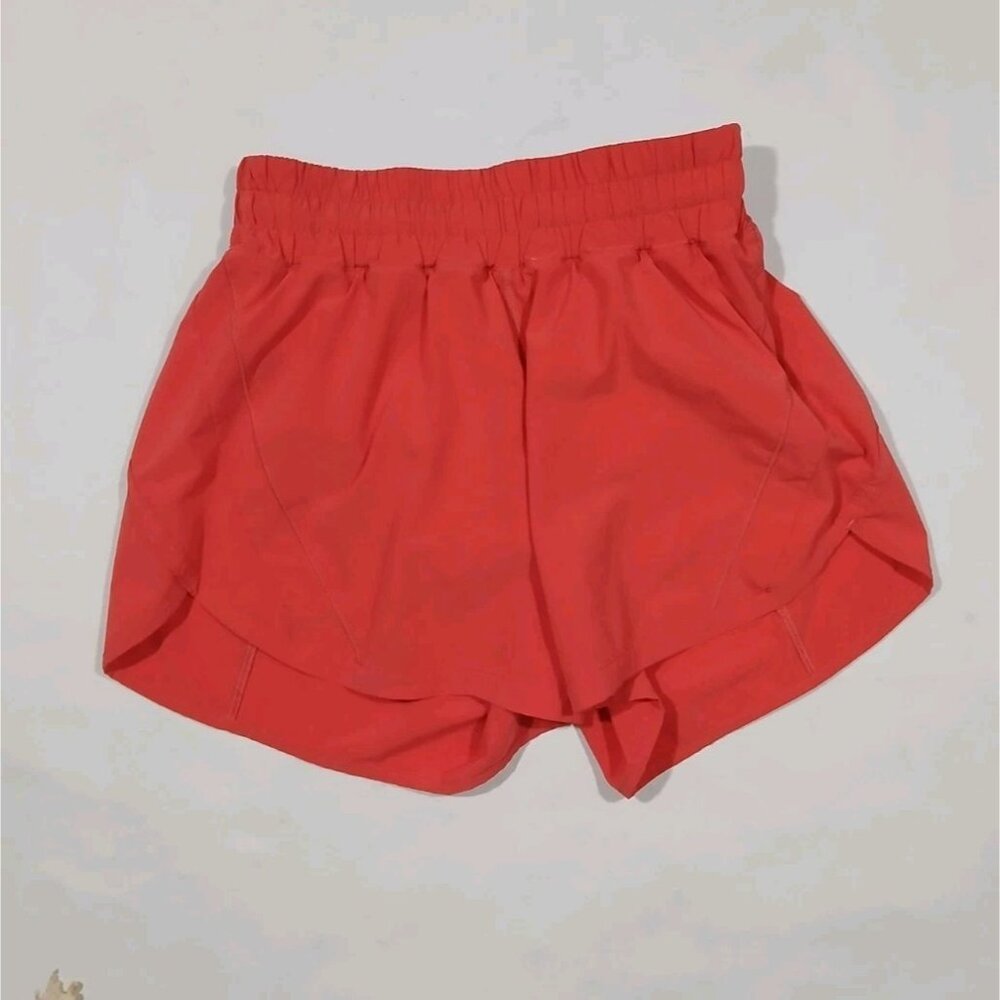 Lululemon Track That Short 5" Size 6